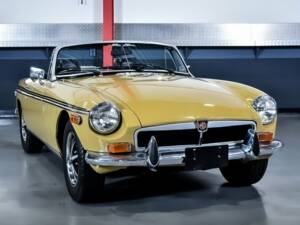 Image 5/7 de MG MGB (1973)