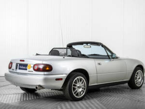 Image 2/50 of Mazda MX-5 1.6 (1990)