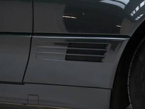 Image 13/15 of Mercedes-Benz 500 SL (1989)