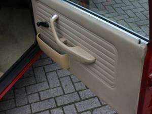 Image 22/30 of BMW 320i (1982)