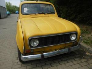 Bild 12/25 von Renault R 4 (1969)