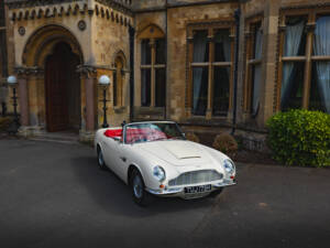 Bild 29/62 von Aston Martin DB 6 Mk II Volante (1970)