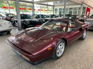 Afbeelding 1/20 van Ferrari 328 GTS (1989)