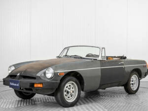 Image 1/50 of MG MGB (1977)