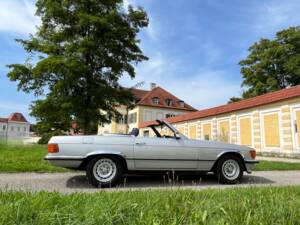 Imagen 16/77 de Mercedes-Benz 280 SL (1984)