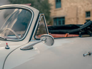 Image 22/70 of Porsche 356 A 1600 S (1958)