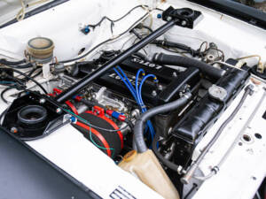 Image 14/40 of Ford Escort Twin Cam (1968)