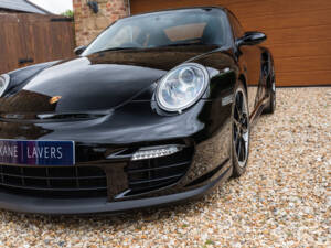 Image 14/47 of Porsche 911 GT2 (2009)
