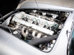 Image 19/20 of Aston Martin DB 5 (1965)