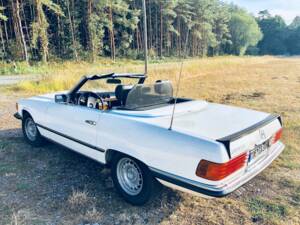 Imagen 4/5 de Mercedes-Benz 380 SL (1983)