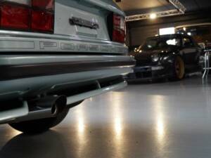 Image 35/50 de Porsche 944 Turbo (1986)