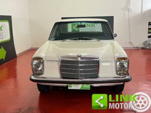 Bild 2/10 von Mercedes-Benz 220 D (1972)