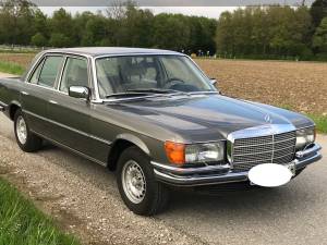 Image 4/21 of Mercedes-Benz 450 SE (1977)