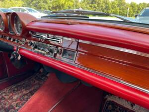 Imagen 14/20 de Mercedes-Benz 220 SE b (1965)