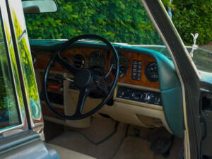 Imagen 2/5 de Rolls-Royce Silver Shadow II (1978)