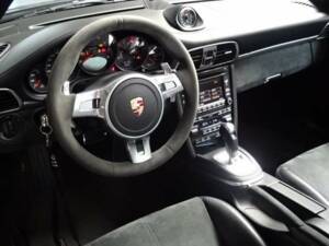 Bild 12/29 von Porsche 911 Carrera GTS (2011)