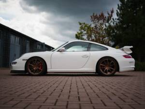 Immagine 3/7 di Porsche 911 GT3 (2007)