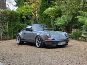 Image 5/100 of Porsche 911 Carrera 2 (1989)