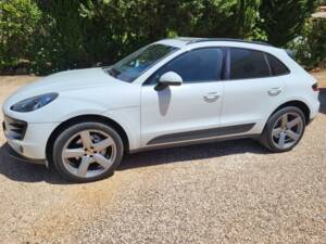 Immagine 2/5 di Porsche Macan (2017)
