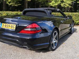 Afbeelding 14/45 van Mercedes-Benz SL 350 (2010)