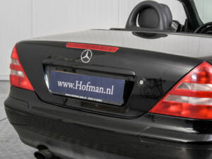 Image 27/46 of Mercedes-Benz SLK 200 (1999)