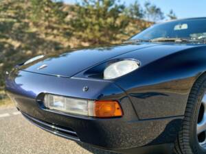 Immagine 50/50 di Porsche 928 GTS (1992)