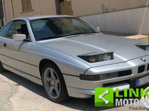 Immagine 2/10 di BMW 850i (1990)