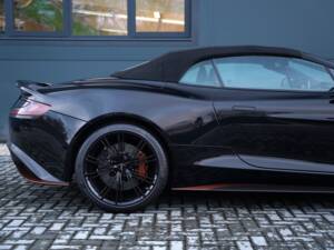 Image 23/50 of Aston Martin Vanquish S Volante (2018)