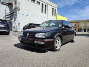 Image 1/10 of Volkswagen Golf III GTI 2.0 (1996)