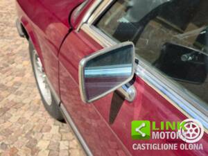 Image 5/10 de BMW 520i (1976)