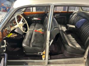 Image 5/32 of BMW 3200 S (1963)