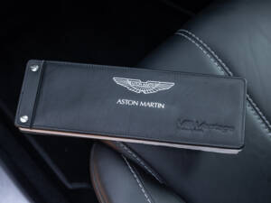 Image 39/64 of Aston Martin V8 Vantage (2010)