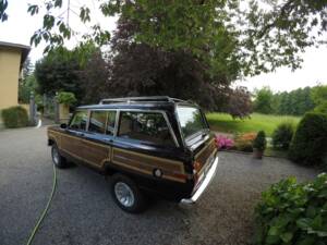 Imagen 2/31 de Jeep Grand Wagoneer (1990)