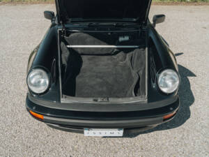 Image 78/83 de Porsche 911 Turbo 3.3 (1988)