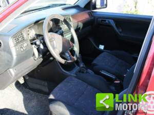 Bild 8/10 von Volkswagen Golf III 2.8 VR6 (1993)