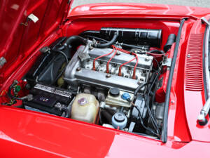 Image 35/36 of Alfa Romeo 2000 GT Veloce (1972)