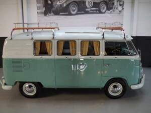Imagen 25/50 de Volkswagen T1 panel van (1964)