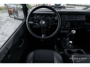 Bild 13/30 von Land Rover Defender 90 (1997)