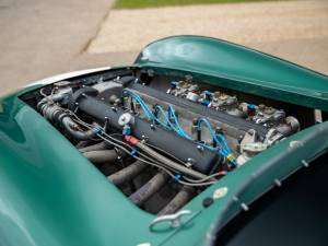 Image 41/50 de Aston Martin DBR2 (1957)
