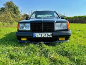 Immagine 3/7 di Mercedes-Benz 300 CE-24 3.4 AMG (1992)