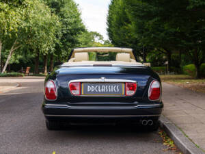 Afbeelding 6/33 van Rolls-Royce Corniche V (2001)