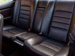 Image 62/95 of Mercedes-Benz 560 SEC (1985)
