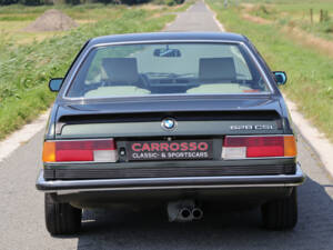 Immagine 7/38 di BMW 628 CSi (1984)