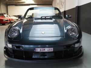 Image 23/50 of Porsche 911 Carrera RWB (1995)