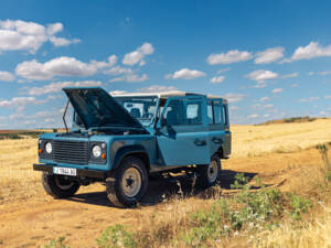 Image 10/51 of Land Rover Defender 110 (1995)