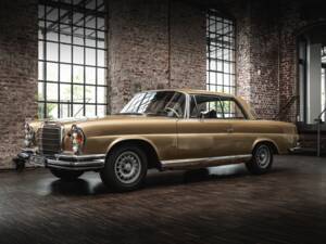 Image 8/30 of Mercedes-Benz 280 SE (1970)