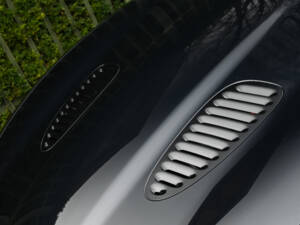 Image 11/51 of Jaguar XKR (2003)
