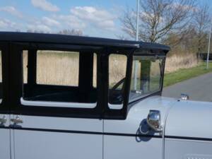 Image 24/32 of Locomobile 8-80 (1927)