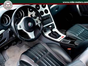 Imagen 21/41 de Alfa Romeo Brera 3.2 JTS (2006)