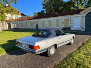 Bild 23/99 von Mercedes-Benz 280 SL (1984)